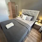Jon's 2 Pärnu