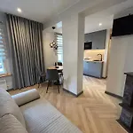 Jon's 2 * Pärnu