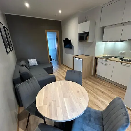 Apartment Jon's 2 *