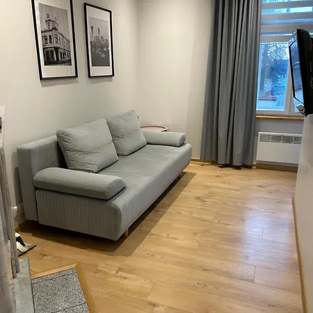 Jon's 2 Апартаменты *